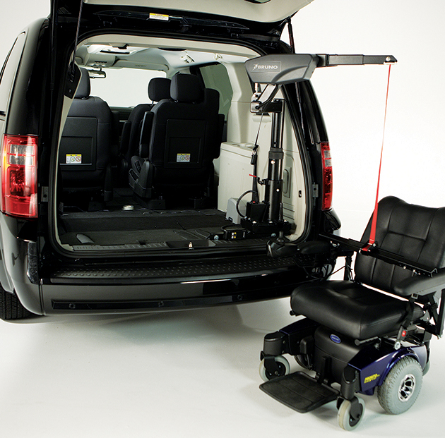 Power wheelchair lift for automobile